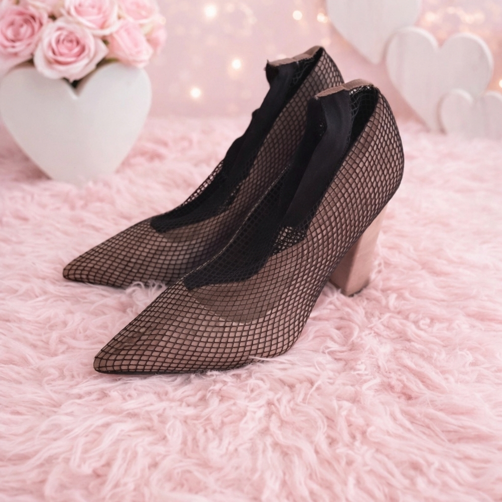 Shoe Dazzle Black Mesh Heels